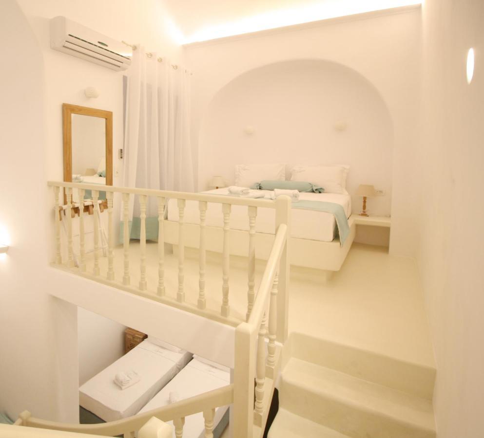Villa Palmariva Fira (Santorini)